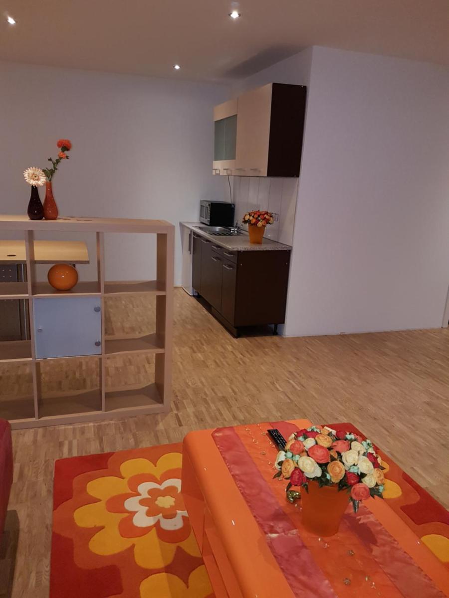 Wohnen im Souterrain einer Villa - Housity