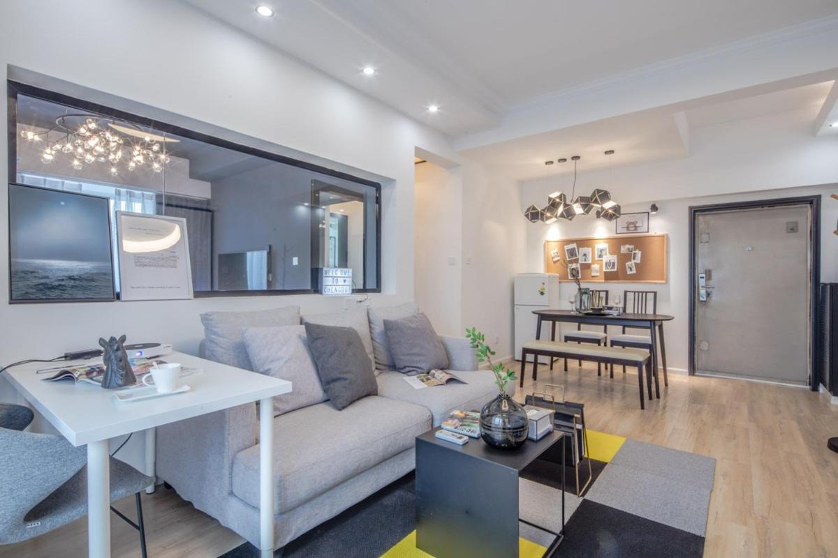 Suitetrails - Chengdu Qingyang·Chunxi Road Locals Apartment 00138960