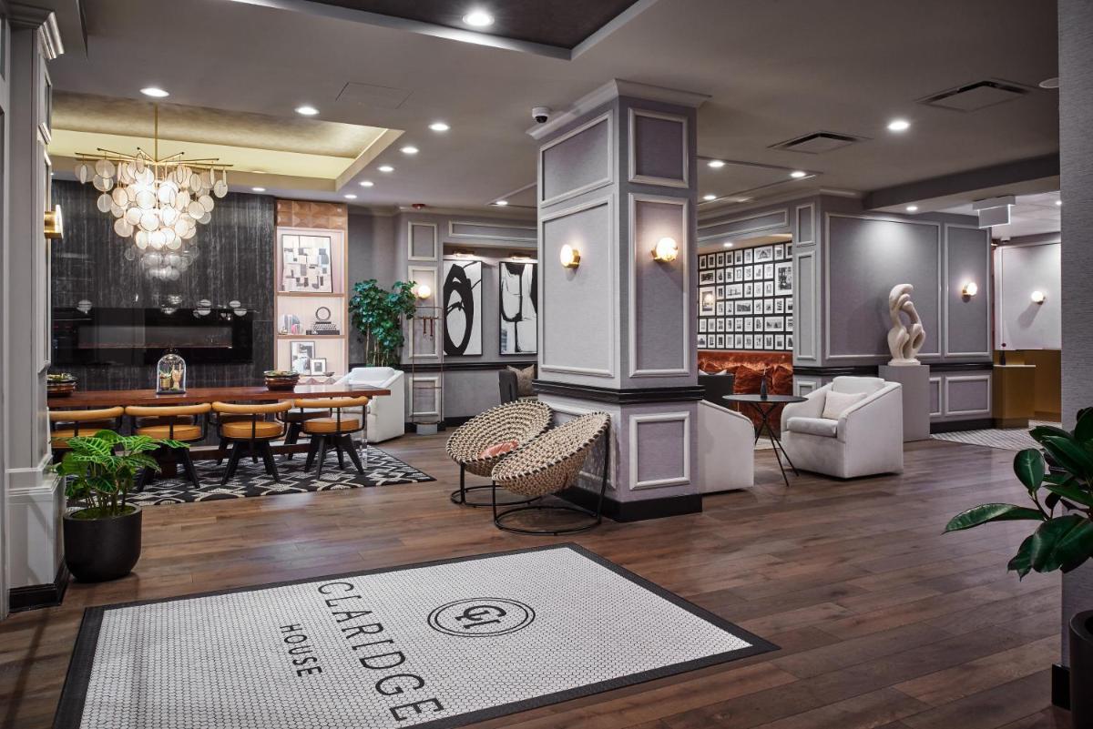 Claridge House Chicago, Tapestry Collection by Hilton - Housity
