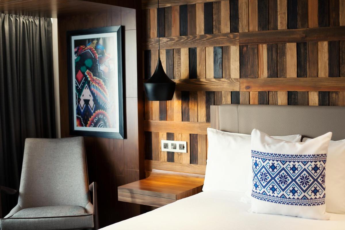 Hotel Indigo Guadalajara Expo, an IHG Hotel - Housity