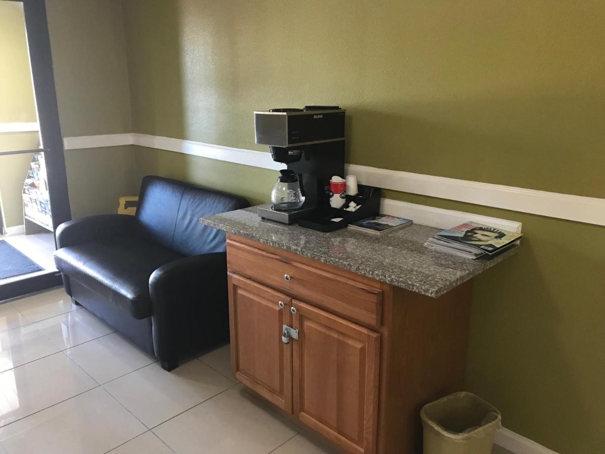 Paradise Inn & Suites - Housity