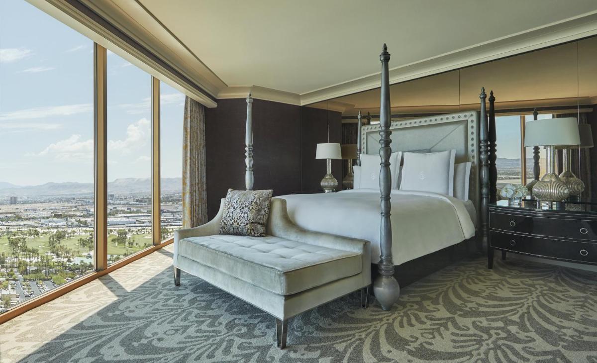 Four Seasons Hotel Las Vegas - Housity