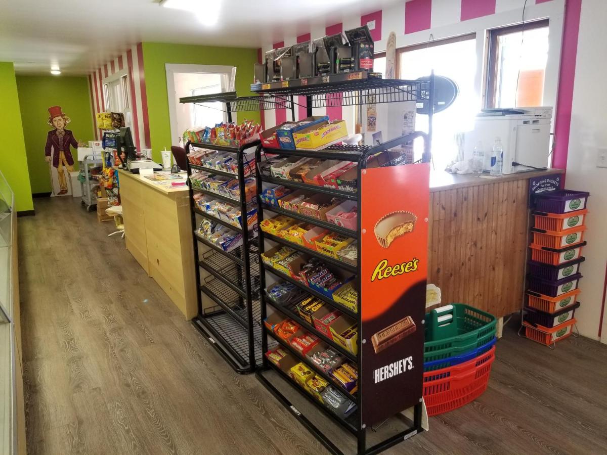 Middlebury Sweets Motel - Housity