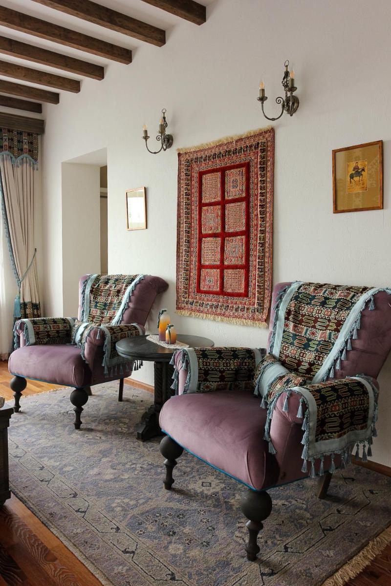 Yerkir Guest House - Housity