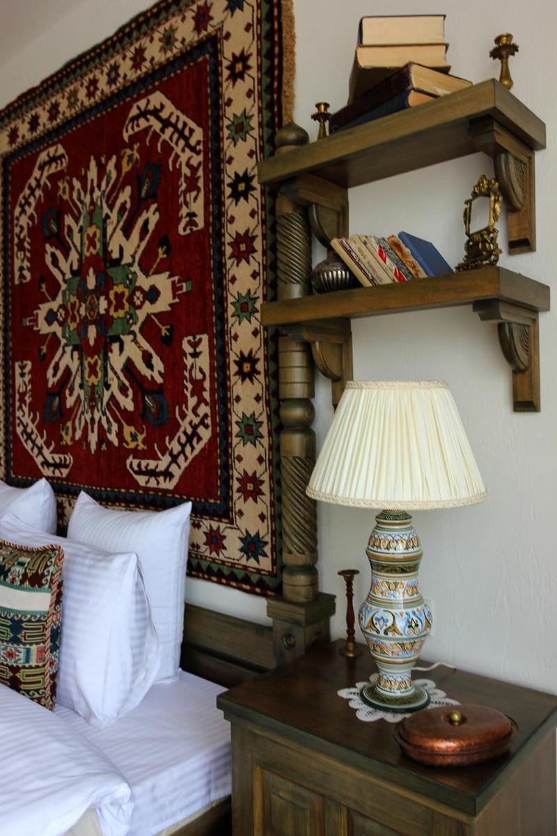 Yerkir Guest House - Housity