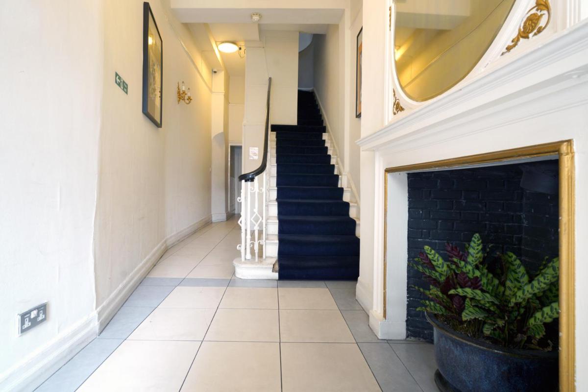 17 Hertford Street - Housity