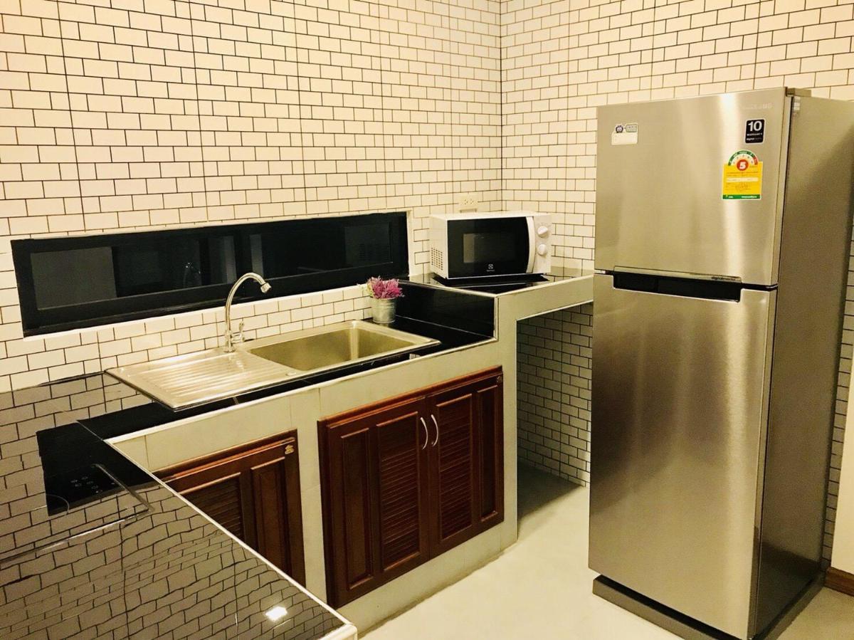 Warm White Inn - Housity