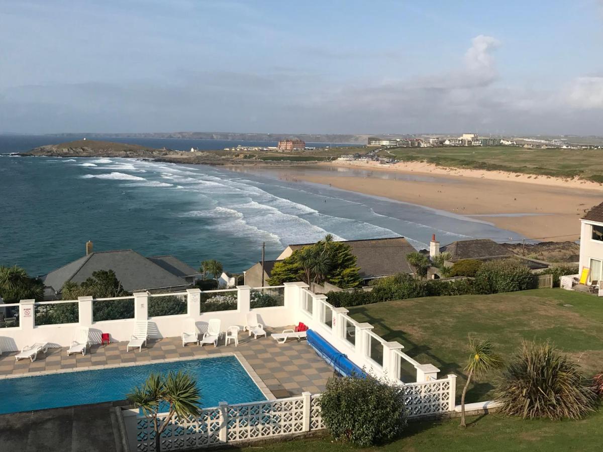 Fistral Surf - Housity