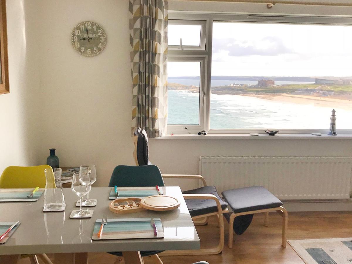 Fistral Surf - Housity