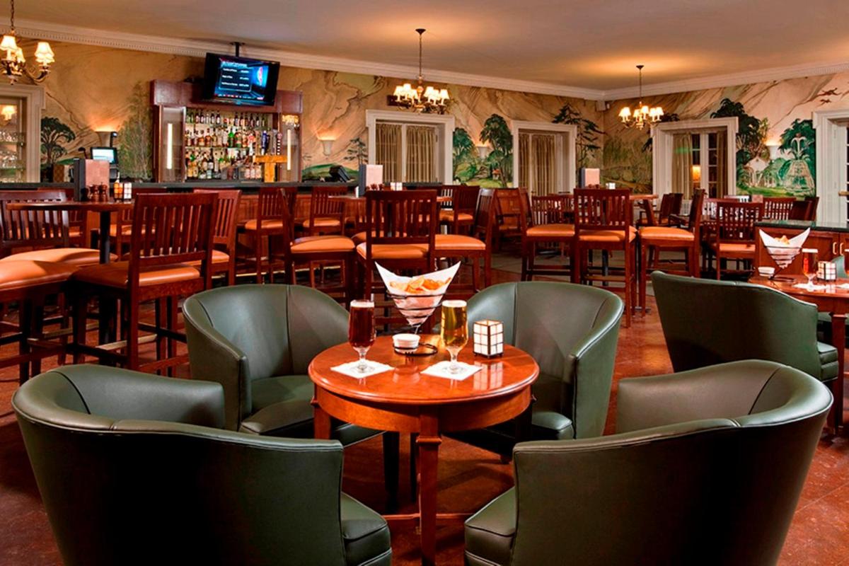 Gideon Putnam Resort & Spa - Housity