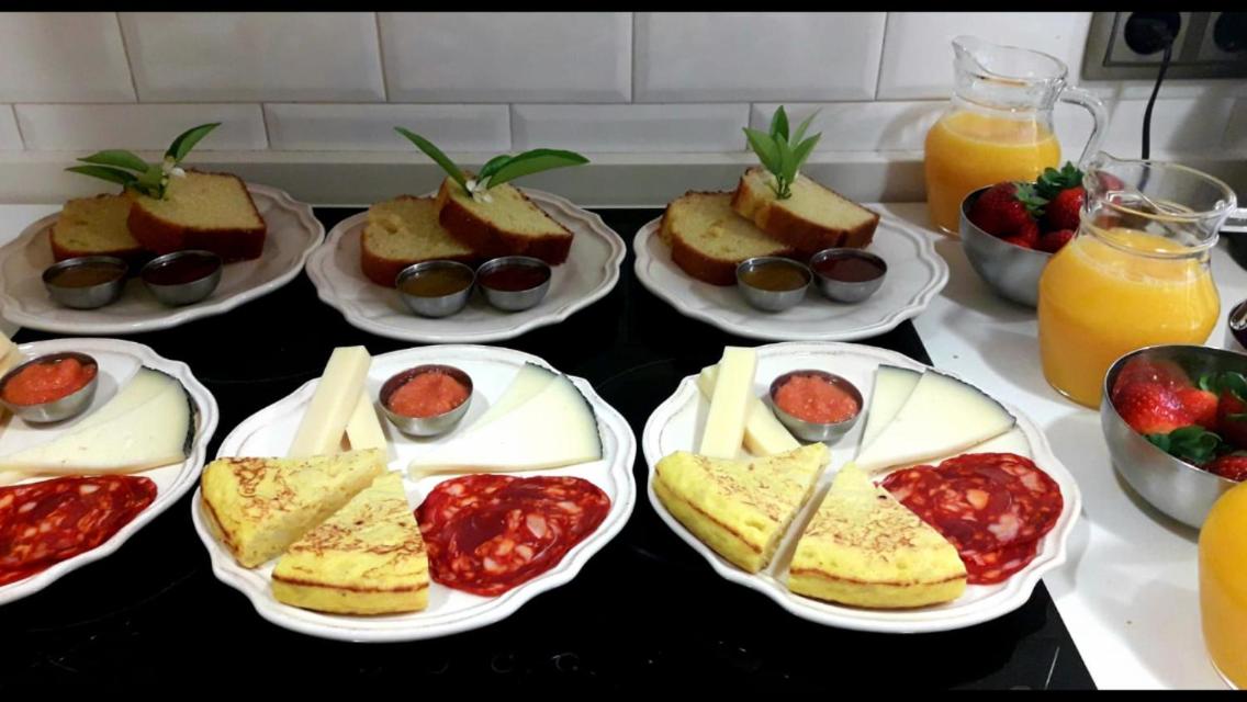 Welcome Inn Nerja guest house Luxury Bed & Breakfast - Housity