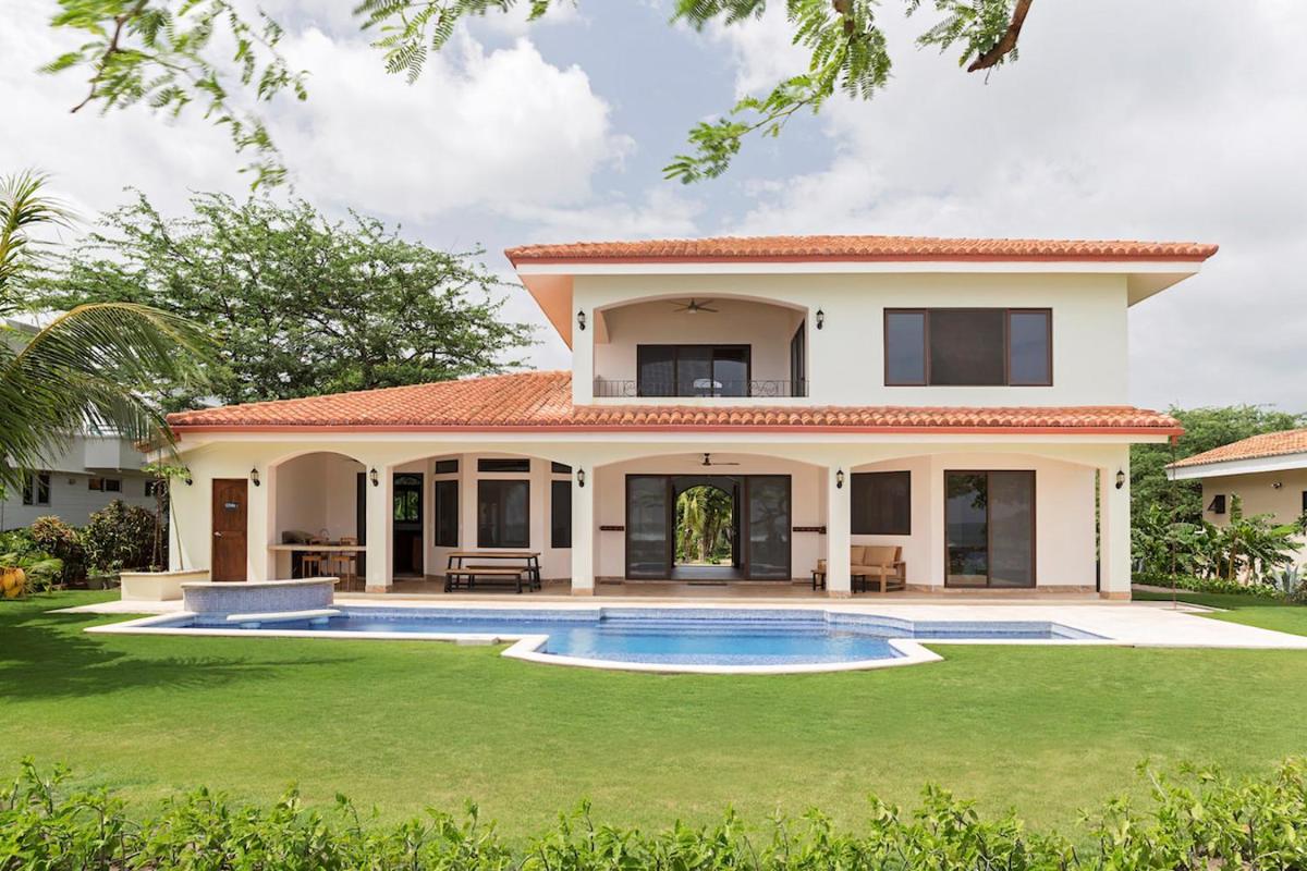 Mi Casa Soñada (House & Studio) - Housity