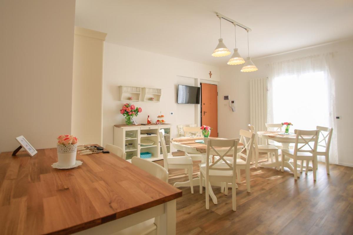 B&B Dimora ROSSIPINTI - Housity