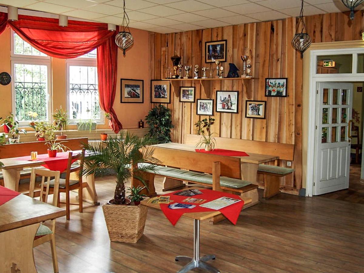 Pension Haus Saarland - Housity