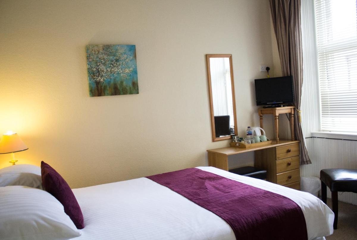 Auld Manse Guest House - Housity