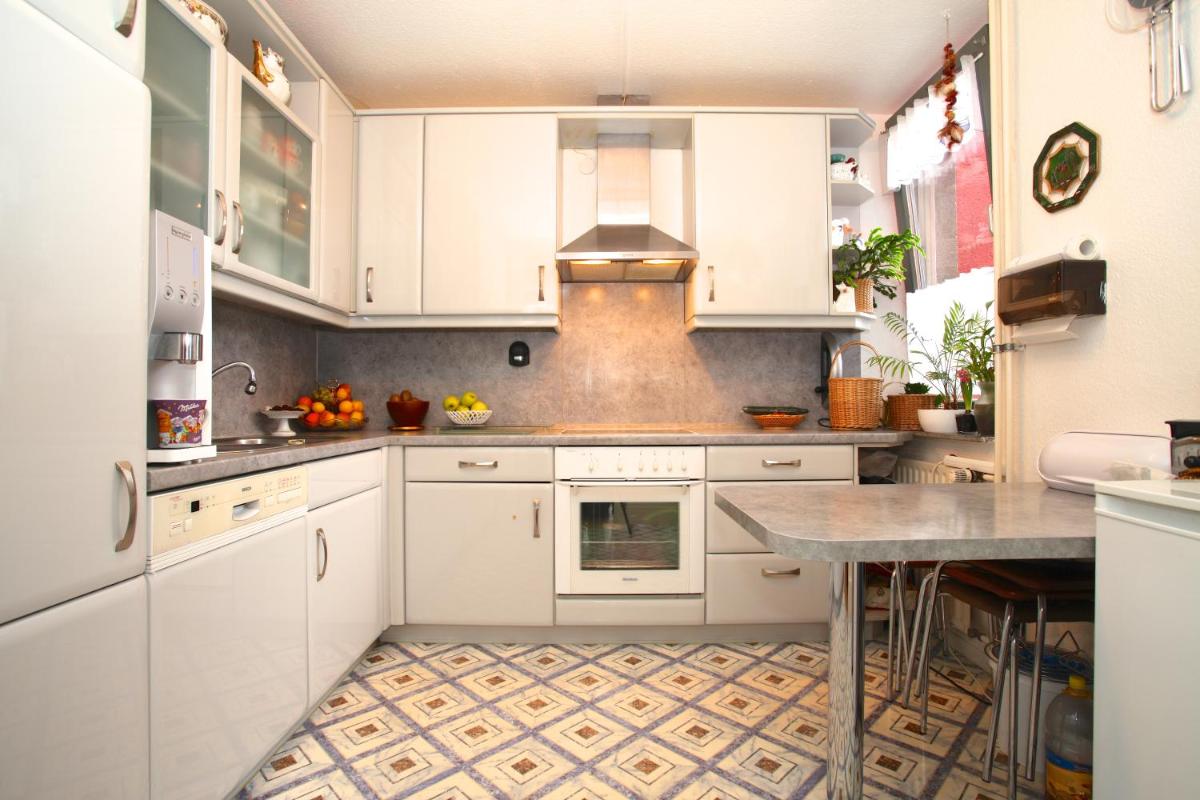 Suitetrails - Nice Private Apartments close to Hannover Fairgrounds