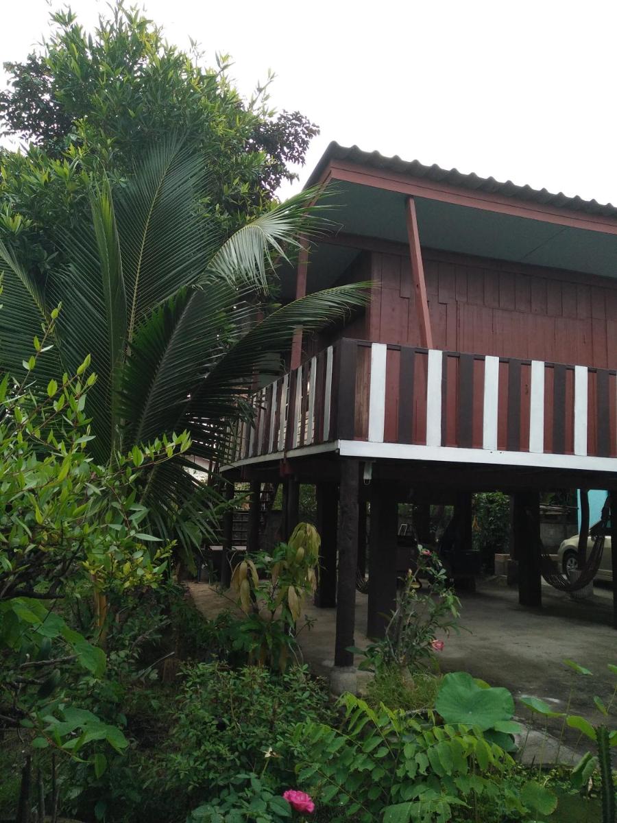 Three moon - Housity