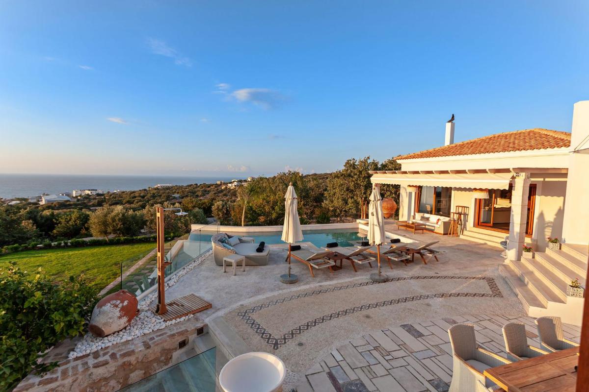 Delfini Villa - Housity