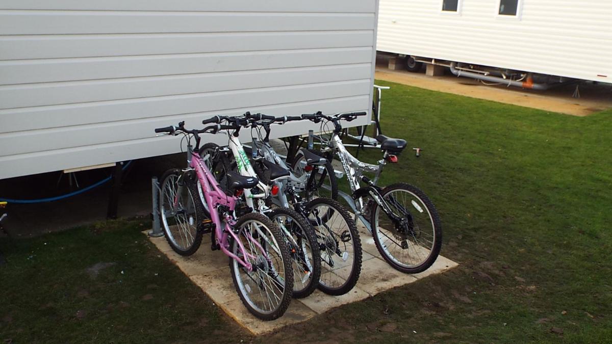 tattershall lakes - Housity