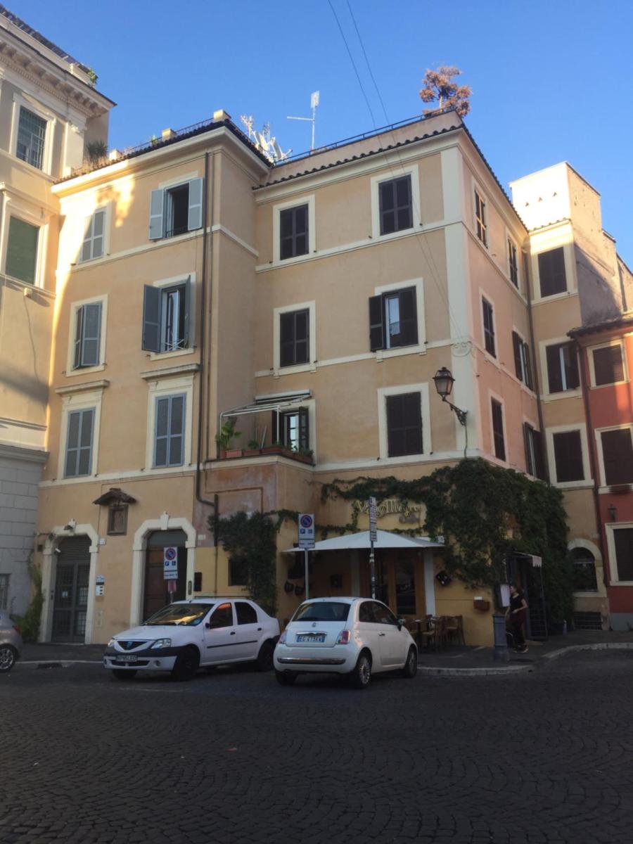 Livia B&B - Trastevere - Housity