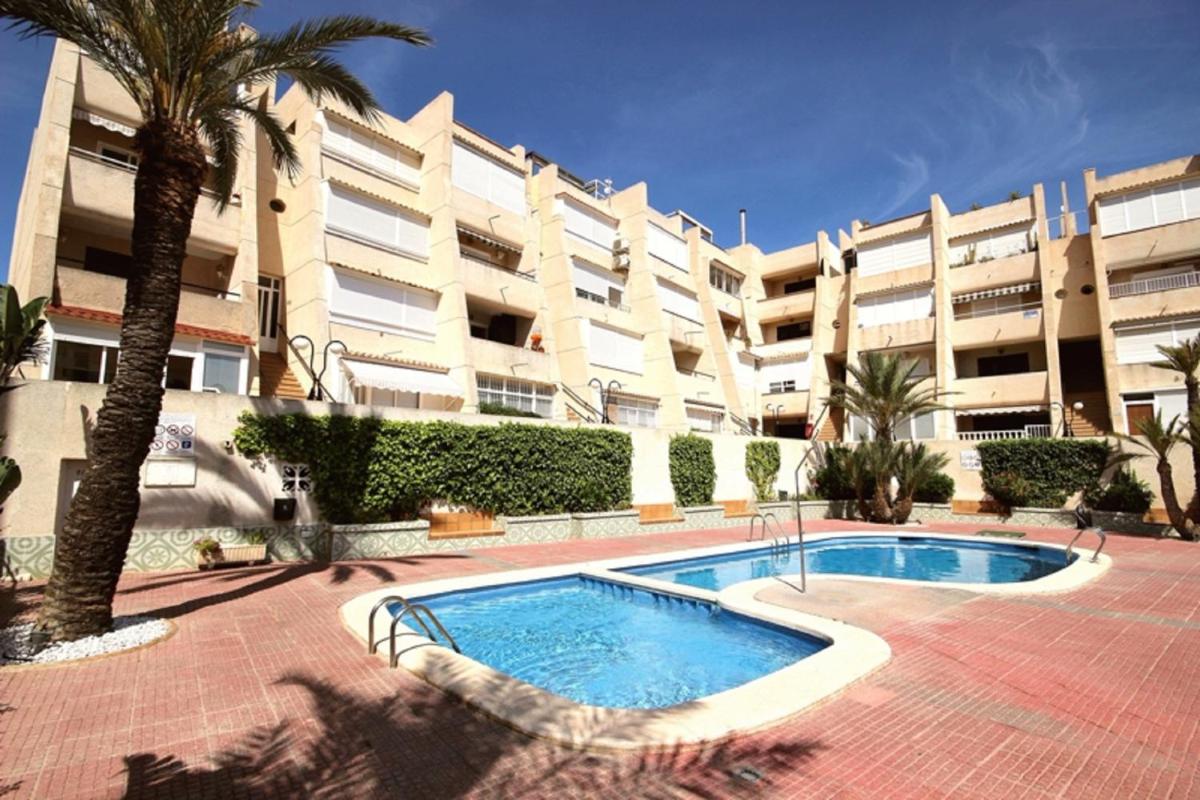 Apartment in La Mata Gabriele - Housity