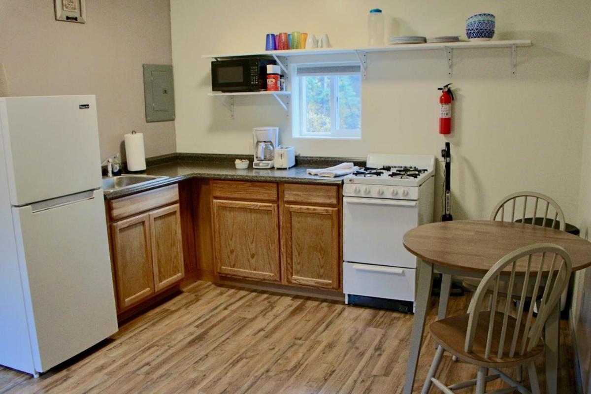 Arctic Dragonfly Inn - Housity