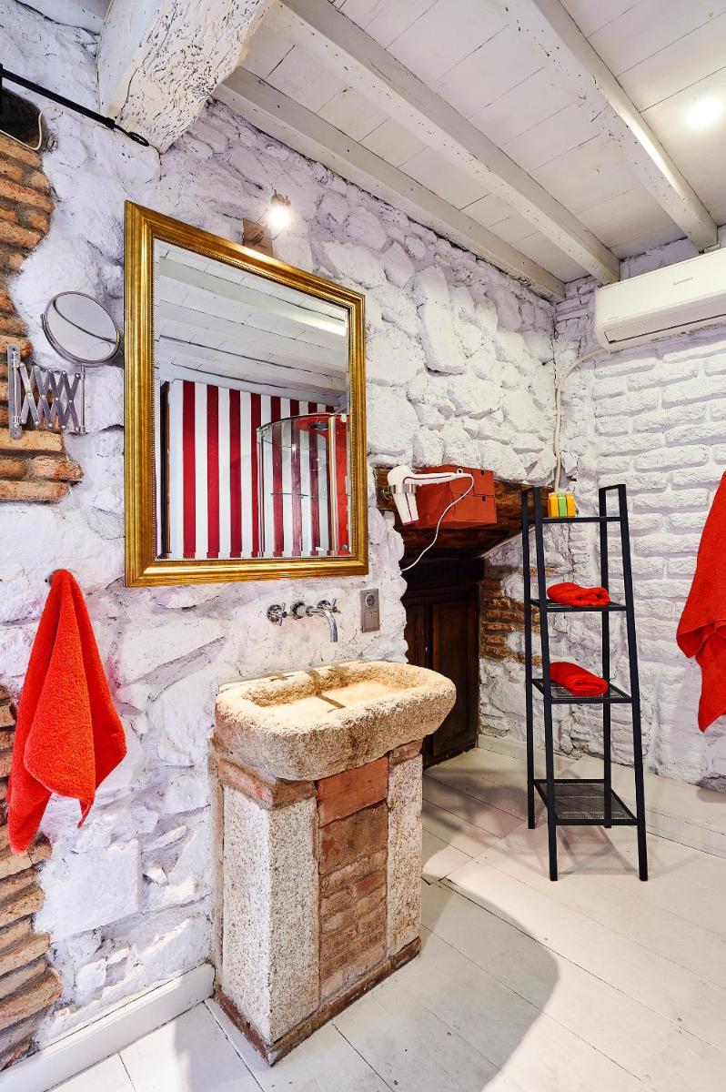 CR 4 Estrellas La Posada de los Sentidos en Jarandilla de la Vera Cáceres - Housity