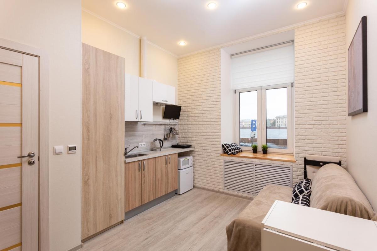 GorodRek. Angliyskaya embankment - Housity