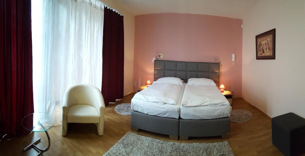 garni Hotel S.O.G.* * * - Housity