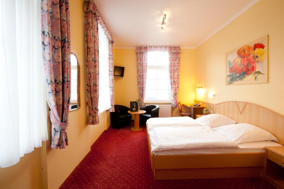 Hotel Zwei Mohren - Housity