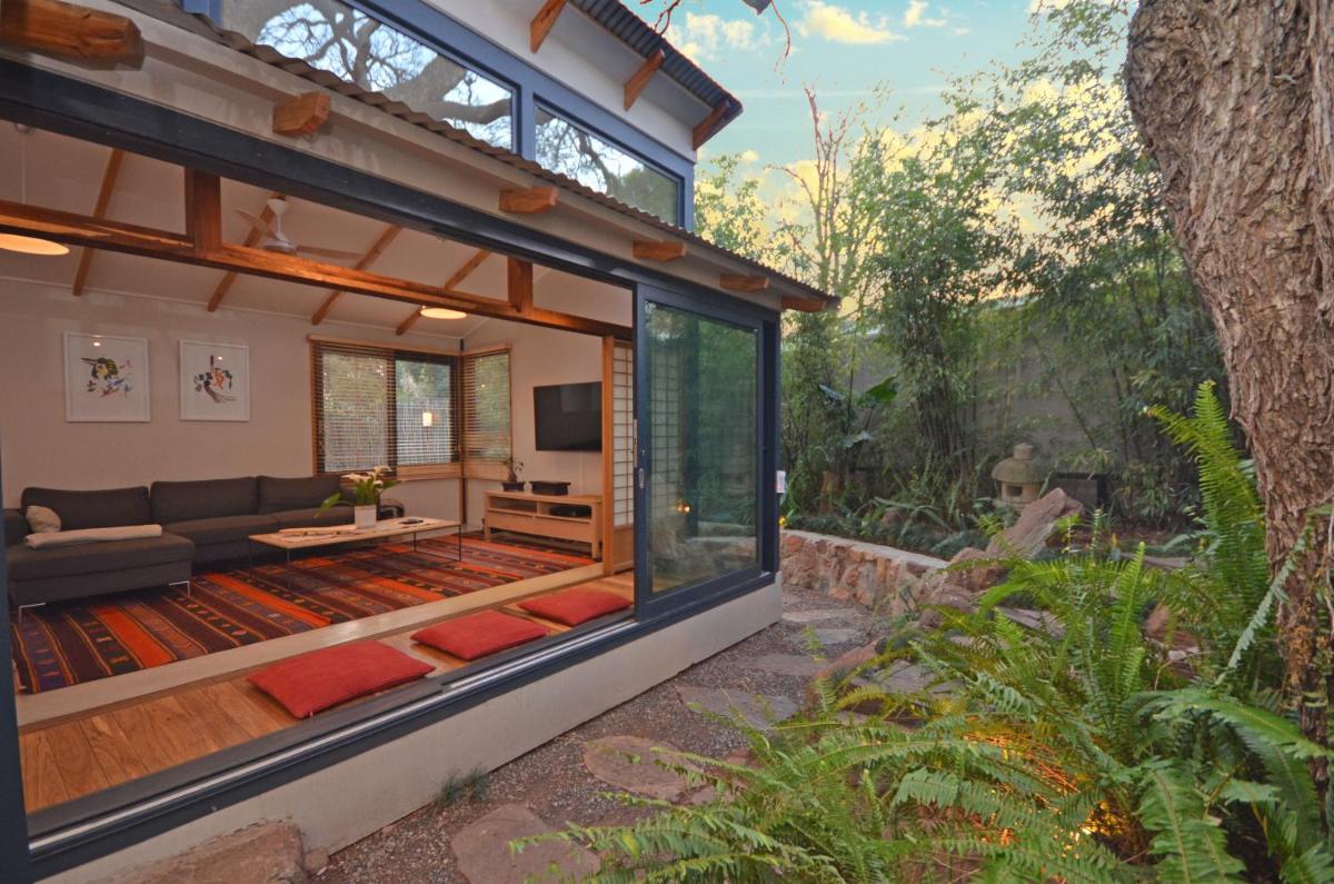 Bamboo Cottage - Housity