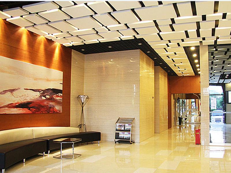 Suitetrails - Jinjiang Inn Select Chengdu Shuangliu International Airport