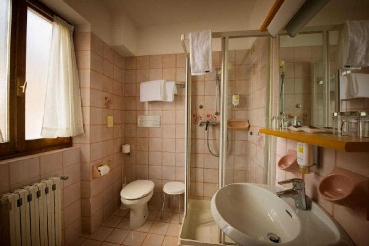 Hotel Monzoni - San Pellegrino - Housity
