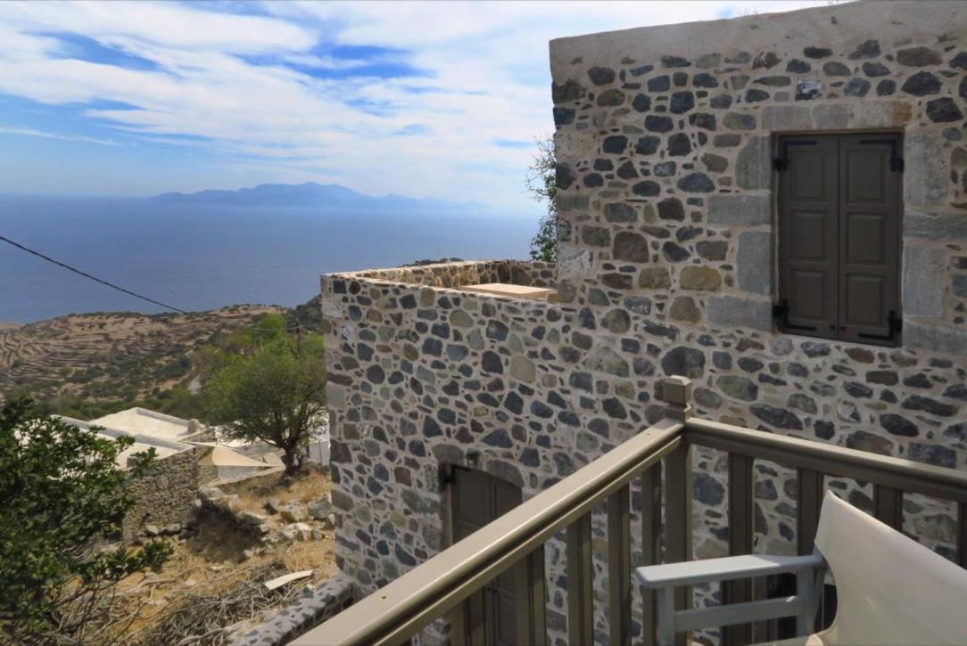 Moustafa Stone House - Housity