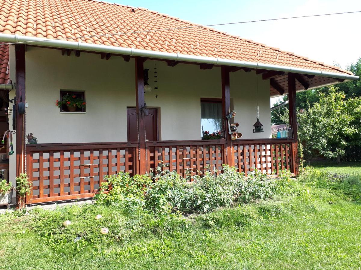 Kertvárosi Apartman - Housity