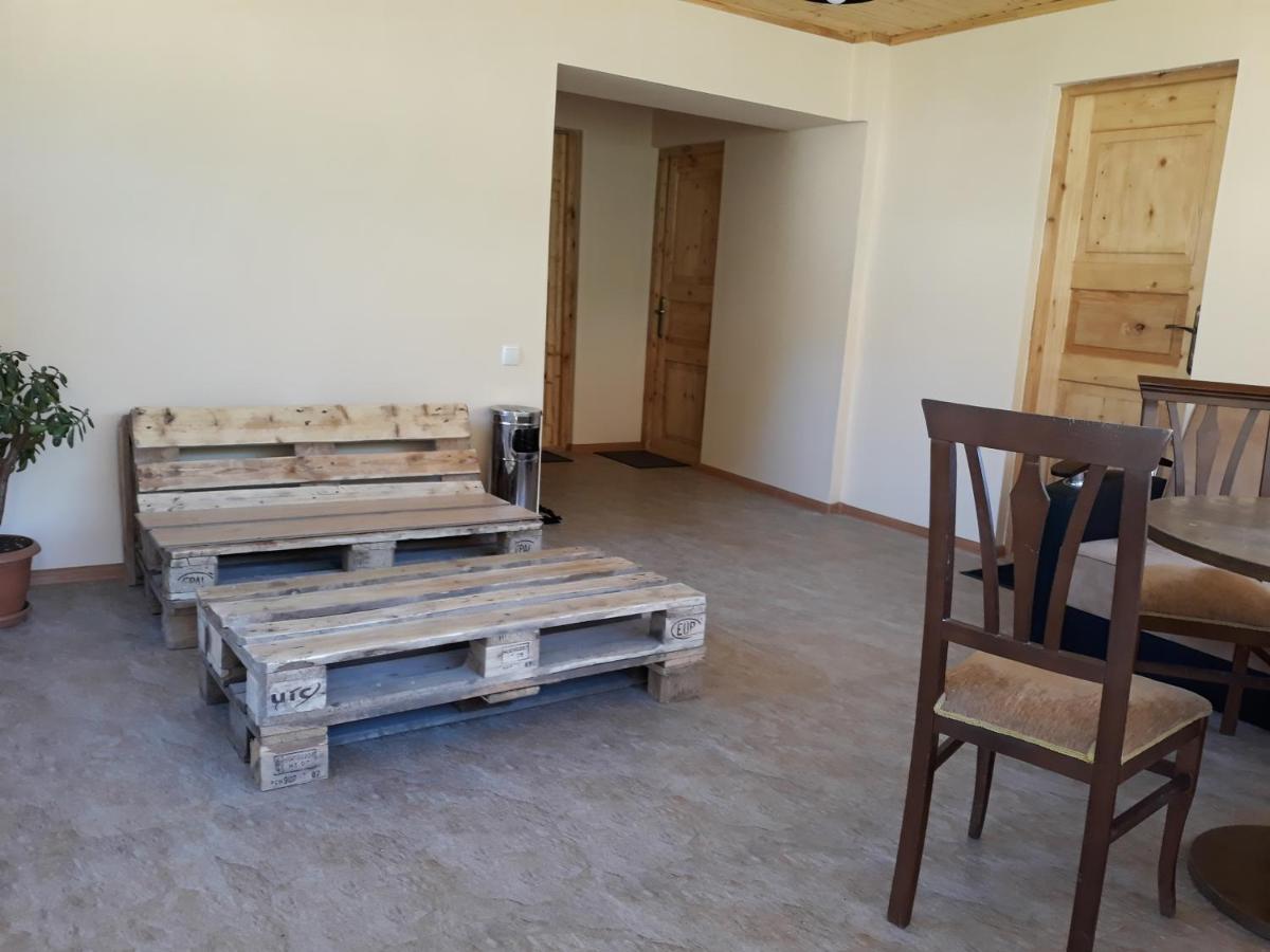 Irina's Guesthouse - Housity