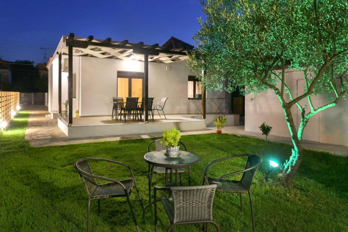 Νautilus luxury apartments - Housity