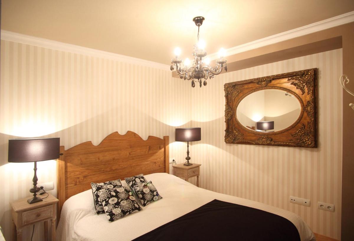 Apartamentos Alcoba de Baco - Housity