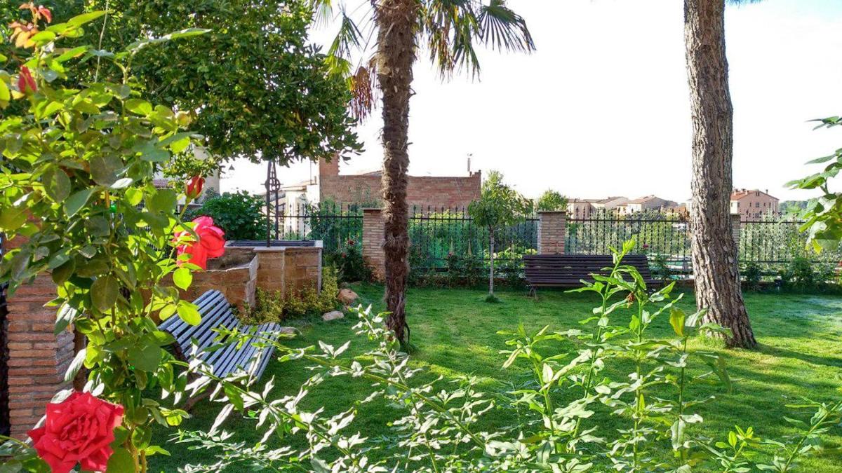 Cal Ventura - Housity