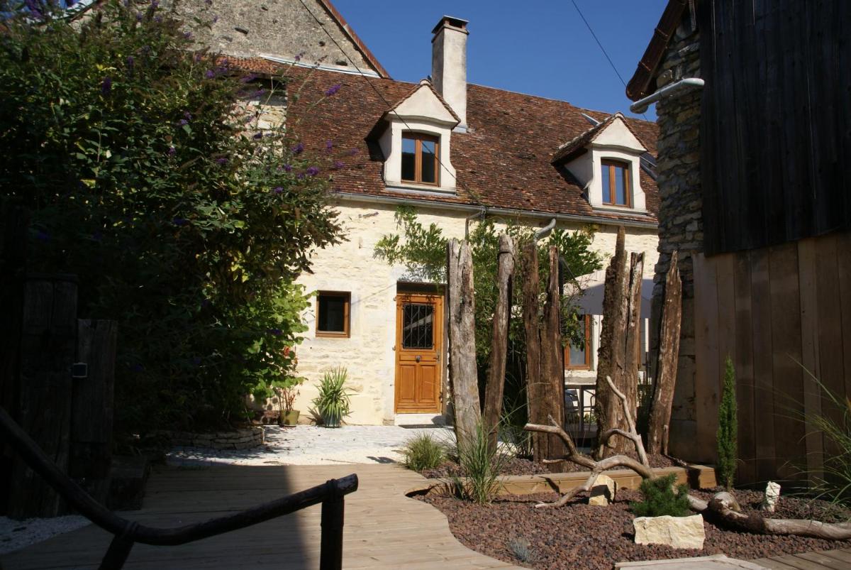 Gîte des remparts - Housity