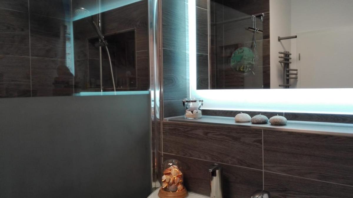 Ferienwohnung Südterrasse mit Kamin Bj 2019 - Housity