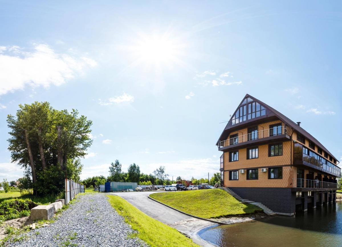 Suitetrails - Erunin Hotels Group, Samotechnaya 29A