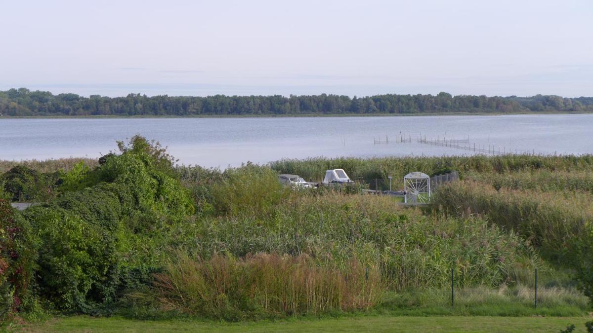 Pension Am Bodden - Housity