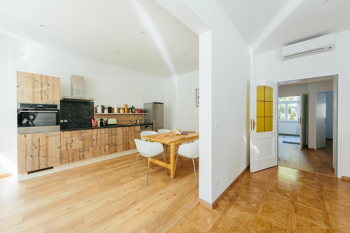 The newPAST Apartments - Housity