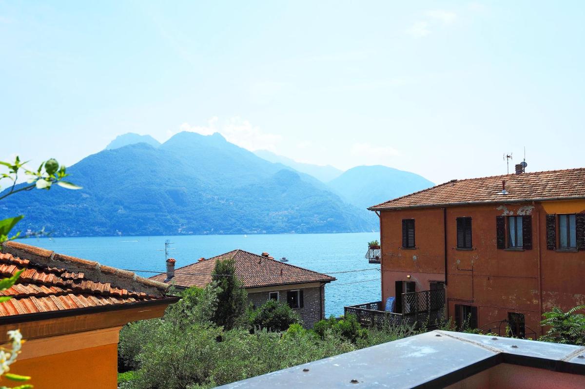 17 Lake Sweet Home - Housity