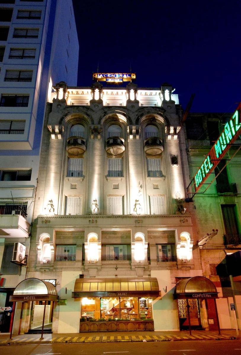 Hotel Muñiz - Housity
