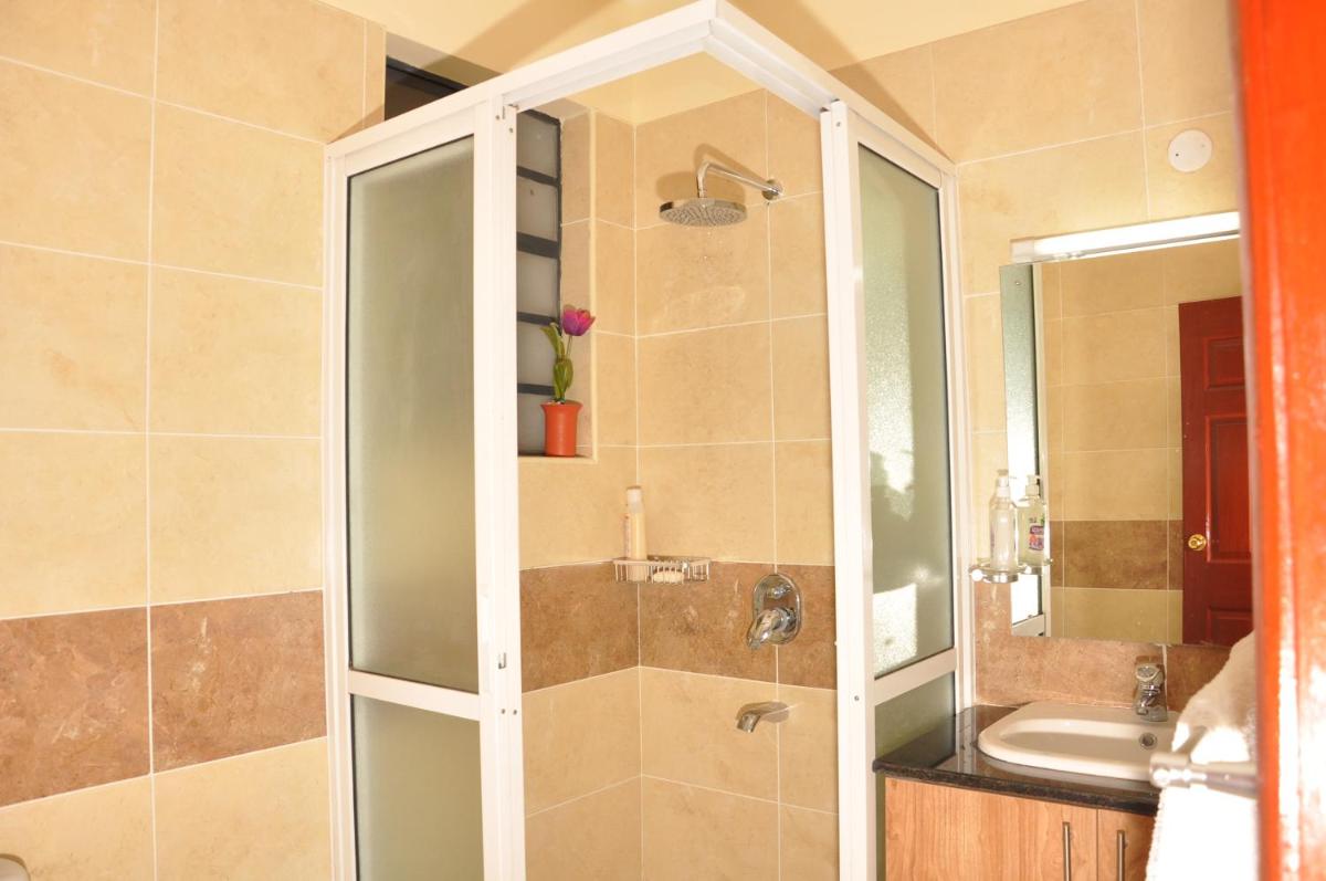Sherry Homes -Tausi - Housity
