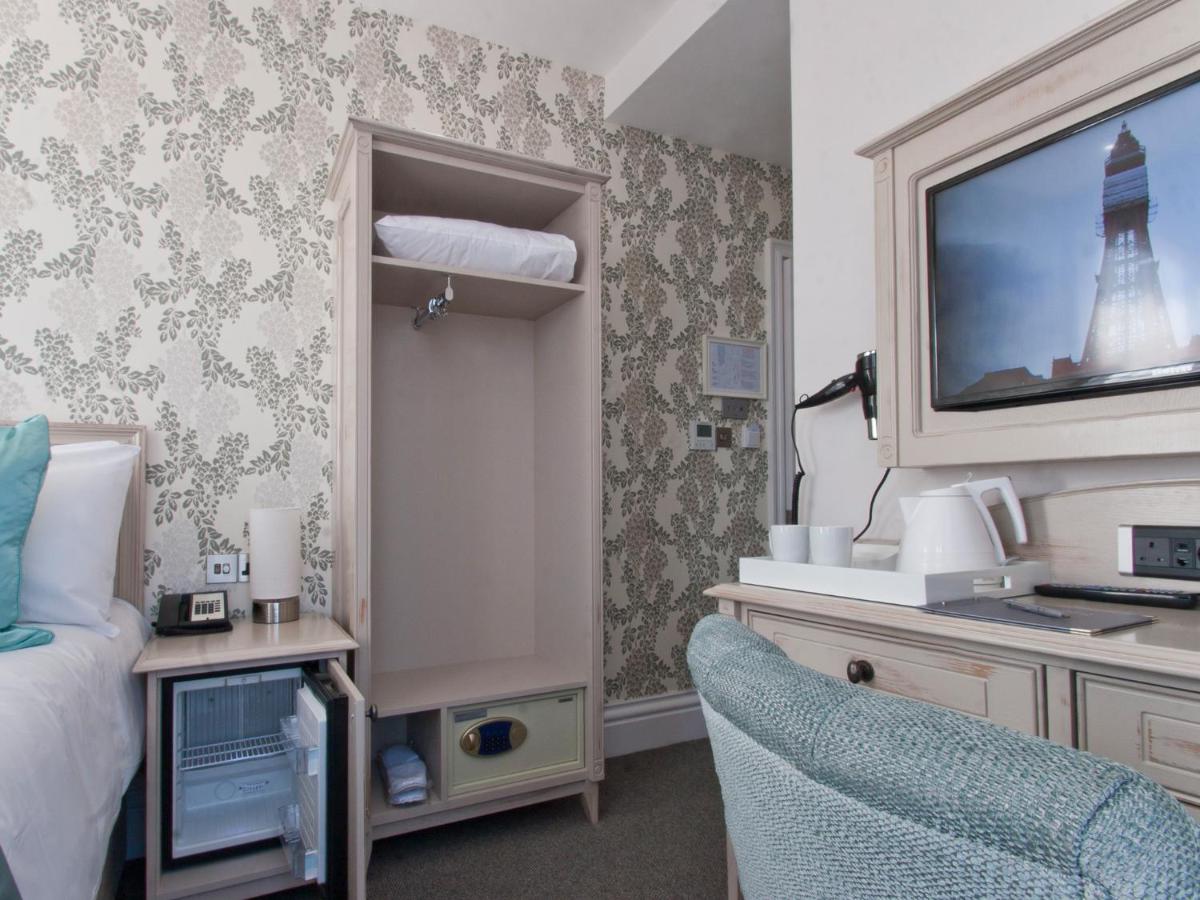 W12 Rooms - Housity
