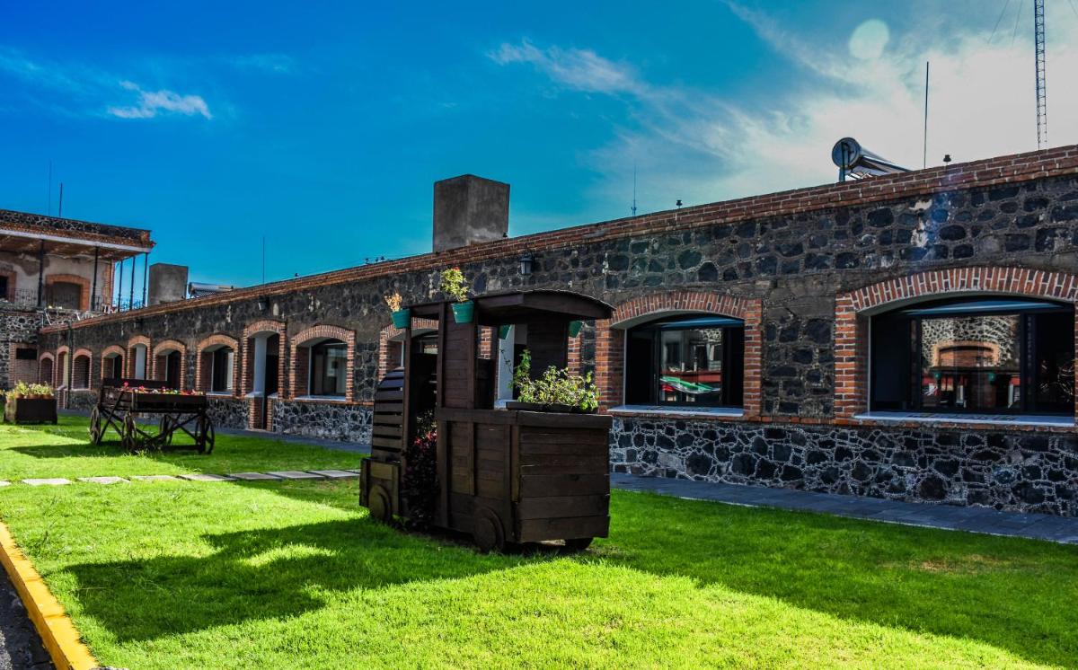 Hotel Xochicaltzin - Housity
