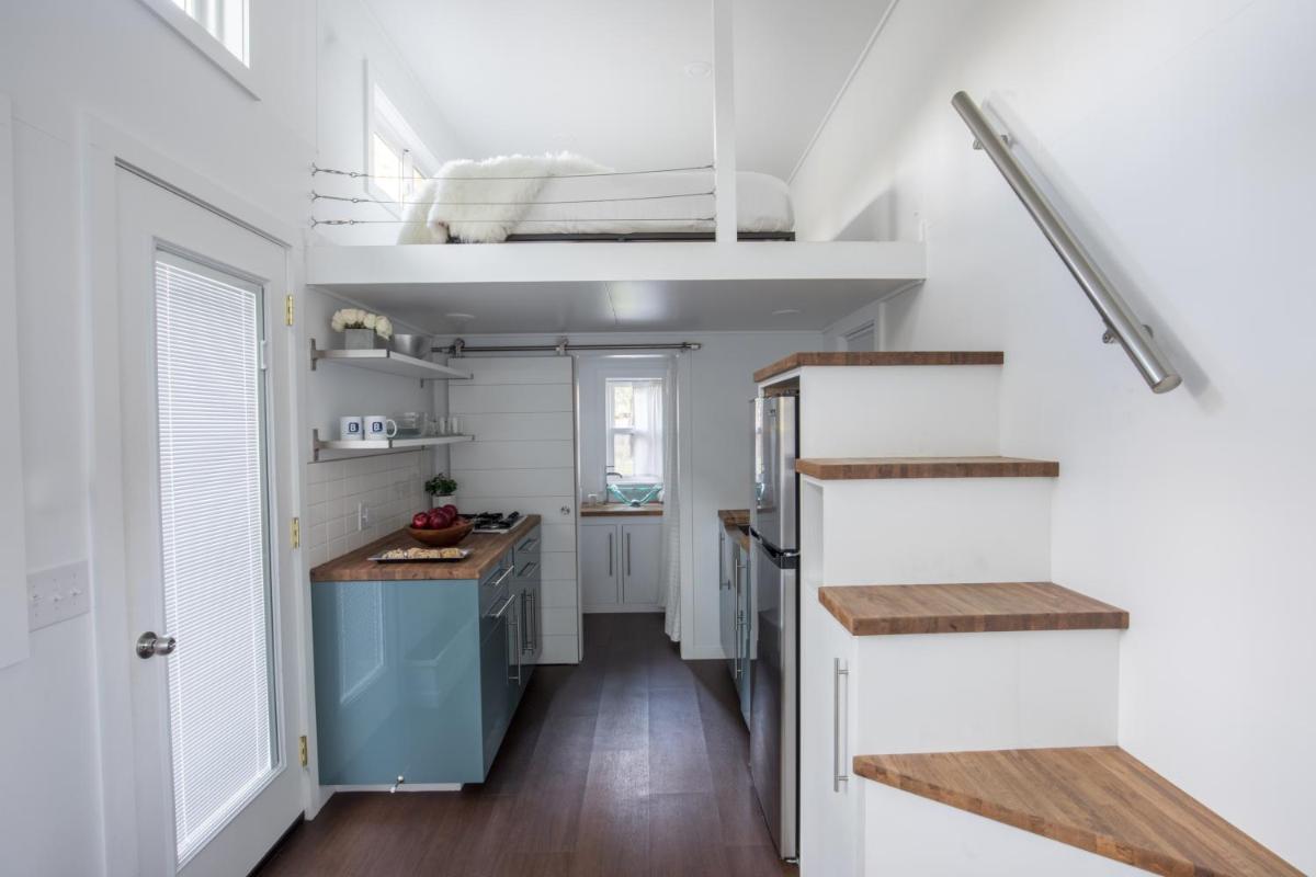 Kevin Hart's "Tiny House with Big Personality" - Housity